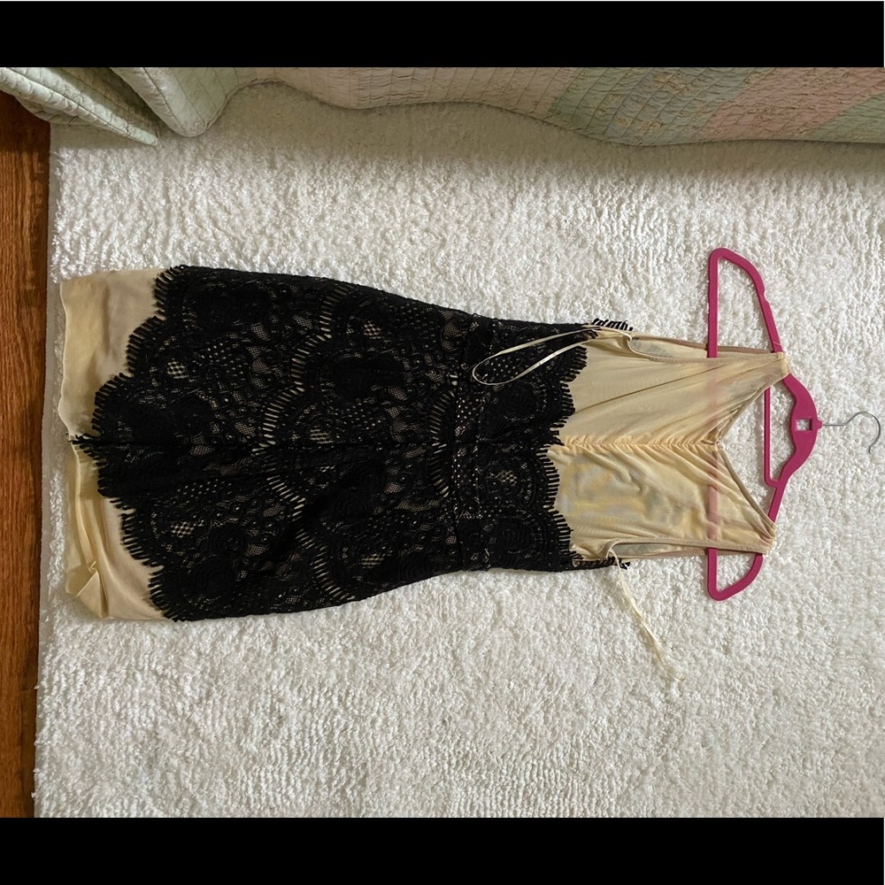 Aakaa wedding guest dress! Size S - Picture 3 of 3